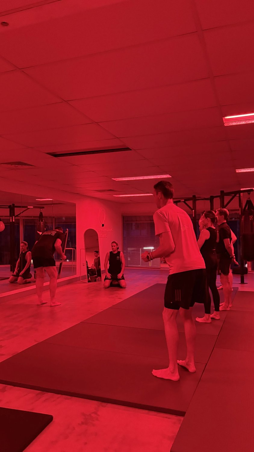 Gait Meaning Explained: Why the Way You Walk Depends on Core & Mobility